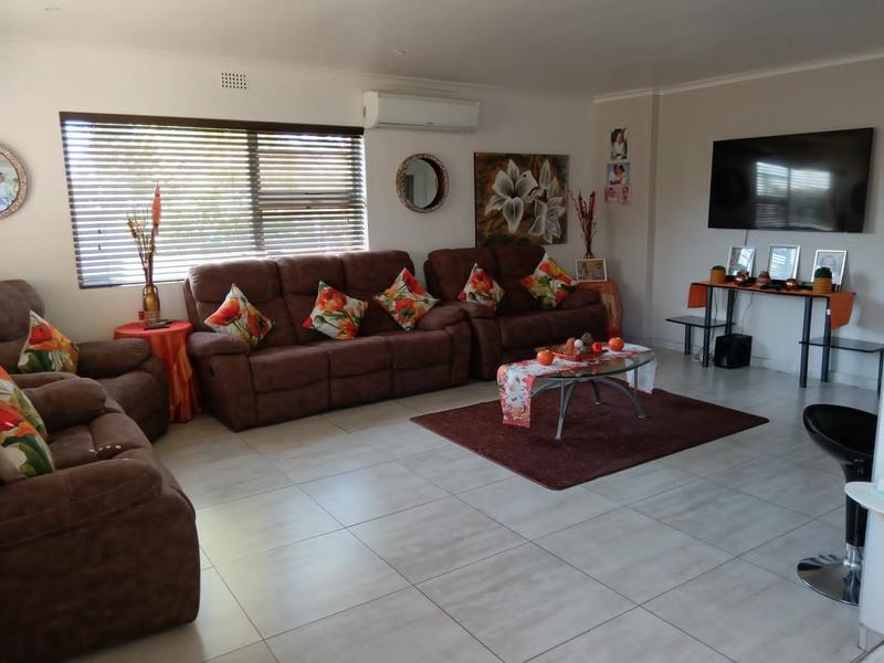 3 Bedroom Property for Sale in Heathfield Western Cape